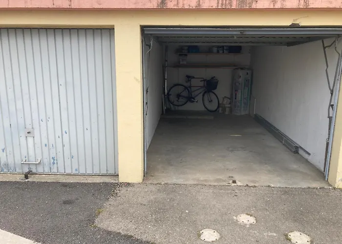 Le Marco Polo T3 Les Pieds Dans L 'eau Et Garage Apartman *